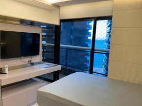 Apartamento com 02 quartos, Beira Mar, Fortaleza - CE.